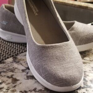 Women's Go Step Lite - Goga Max size 10 taupe. Worn once